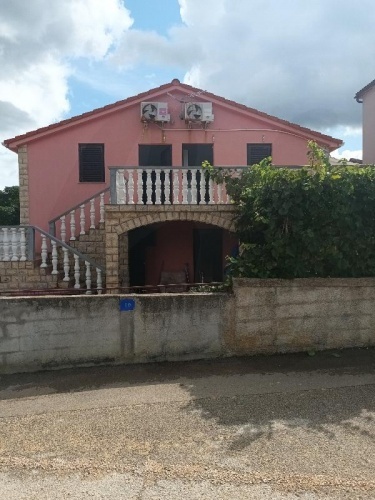 Biskupljaca, Vir, Dalmácia, 5 Bedrooms Bedrooms, ,3 BathroomsBathrooms,Ház,Eladó,Biskupljaca,1050Eladó horvátországi ingatlanok Eladó ingatlanok Horvátországban Vir sziget apartmanok apartmanok Viren Házak Viren Viren házak eladók Viri apartmanok Kiadó házak Viren Kiadó apartmanok Viren Dalmácia kiadó apartmanok Aparmanok Dalmácia- kiadó , eladó Pad sziget,kiadó házak Házak eladók Pag sziget Adria eladó házak Tenger-eladó apartmanok Apartmanok kiadók Horvát tenger Házak eladók Horvát tenger Házak kiadók Horvát tenger Apartmanok eladók Horvát tenger Apartmanok kiadók Horvát tenger Apartmanok eladók Adria tenger Apartmanok kiadók Adria tenger Pag közeli apartmanok Vir házak Vir apartmanok Apartmanok Vir Házak Vir Vir sziget nyaralás Nyaralás Vir szigeten Nyaralás Horvát tenger Nyaralás Horvátország Nyaralás Adriai tengeren Horvátország nyaralás Pag, Vir, Dalmácia, Zadar, ház, apartman, lakás,ELADÓ, KIADÓ, bérelhető, nyaralás,üdülés, tenger