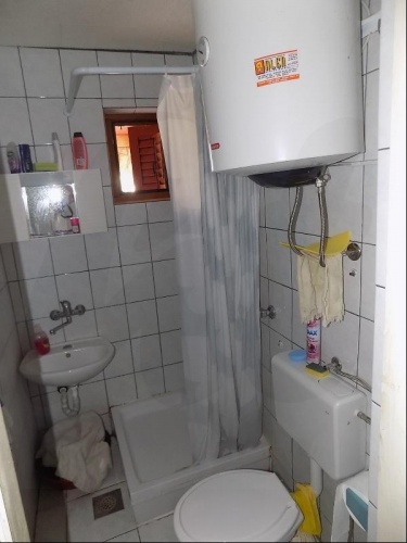 Biskupljaca, Vir, Dalmácia, 5 Bedrooms Bedrooms, ,3 BathroomsBathrooms,Ház,Eladó,Biskupljaca,1050Eladó horvátországi ingatlanok Eladó ingatlanok Horvátországban Vir sziget apartmanok apartmanok Viren Házak Viren Viren házak eladók Viri apartmanok Kiadó házak Viren Kiadó apartmanok Viren Dalmácia kiadó apartmanok Aparmanok Dalmácia- kiadó , eladó Pad sziget,kiadó házak Házak eladók Pag sziget Adria eladó házak Tenger-eladó apartmanok Apartmanok kiadók Horvát tenger Házak eladók Horvát tenger Házak kiadók Horvát tenger Apartmanok eladók Horvát tenger Apartmanok kiadók Horvát tenger Apartmanok eladók Adria tenger Apartmanok kiadók Adria tenger Pag közeli apartmanok Vir házak Vir apartmanok Apartmanok Vir Házak Vir Vir sziget nyaralás Nyaralás Vir szigeten Nyaralás Horvát tenger Nyaralás Horvátország Nyaralás Adriai tengeren Horvátország nyaralás Pag, Vir, Dalmácia, Zadar, ház, apartman, lakás,ELADÓ, KIADÓ, bérelhető, nyaralás,üdülés, tenger