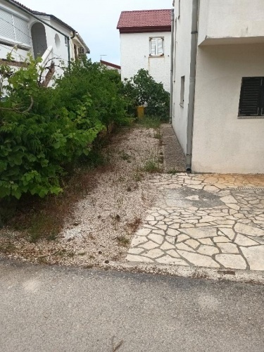 Luka I., Vir, Dalmácia 23234, 4 Bedrooms Bedrooms, ,2 BathroomsBathrooms,Ház,Eladó,1051Eladó horvátországi ingatlanok Eladó ingatlanok Horvátországban Vir sziget apartmanok apartmanok Viren Házak Viren Viren házak eladók Viri apartmanok Kiadó házak Viren Kiadó apartmanok Viren Dalmácia kiadó apartmanok Aparmanok Dalmácia- kiadó , eladó Pad sziget,kiadó házak Házak eladók Pag sziget Adria eladó házak Tenger-eladó apartmanok Apartmanok kiadók Horvát tenger Házak eladók Horvát tenger Házak kiadók Horvát tenger Apartmanok eladók Horvát tenger Apartmanok kiadók Horvát tenger Apartmanok eladók Adria tenger Apartmanok kiadók Adria tenger Pag közeli apartmanok Vir házak Vir apartmanok Apartmanok Vir Házak Vir Vir sziget nyaralás Nyaralás Vir szigeten Nyaralás Horvát tenger Nyaralás Horvátország Nyaralás Adriai tengeren Horvátország nyaralás Pag, Vir, Dalmácia, Zadar, ház, apartman, lakás,ELADÓ, KIADÓ, bérelhető, nyaralás,üdülés, tenger