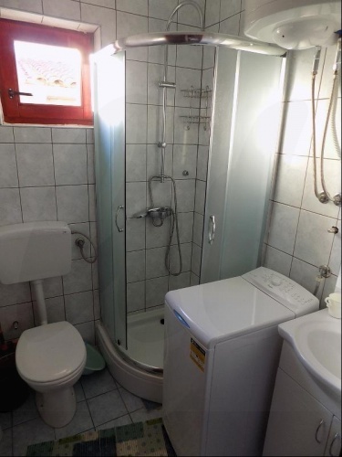 Sridnje Kucice, Vir, Dalmácia, 4 Bedrooms Bedrooms, ,2 BathroomsBathrooms,Ház,Eladó,Sridnje Kucice,1054Eladó horvátországi ingatlanok Eladó ingatlanok Horvátországban Vir sziget apartmanok apartmanok Viren Házak Viren Viren házak eladók Viri apartmanok Kiadó házak Viren Kiadó apartmanok Viren Dalmácia kiadó apartmanok Aparmanok Dalmácia- kiadó , eladó Pad sziget,kiadó házak Házak eladók Pag sziget Adria eladó házak Tenger-eladó apartmanok Apartmanok kiadók Horvát tenger Házak eladók Horvát tenger Házak kiadók Horvát tenger Apartmanok eladók Horvát tenger Apartmanok kiadók Horvát tenger Apartmanok eladók Adria tenger Apartmanok kiadók Adria tenger Pag közeli apartmanok Vir házak Vir apartmanok Apartmanok Vir Házak Vir Vir sziget nyaralás Nyaralás Vir szigeten Nyaralás Horvát tenger Nyaralás Horvátország Nyaralás Adriai tengeren Horvátország nyaralás Pag, Vir, Dalmácia, Zadar, ház, apartman, lakás,ELADÓ, KIADÓ, bérelhető, nyaralás,üdülés, tenger