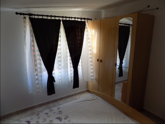 Sridnje Kucice, Vir, Dalmácia, 4 Bedrooms Bedrooms, ,2 BathroomsBathrooms,Ház,Eladó,Sridnje Kucice,1054Eladó horvátországi ingatlanok Eladó ingatlanok Horvátországban Vir sziget apartmanok apartmanok Viren Házak Viren Viren házak eladók Viri apartmanok Kiadó házak Viren Kiadó apartmanok Viren Dalmácia kiadó apartmanok Aparmanok Dalmácia- kiadó , eladó Pad sziget,kiadó házak Házak eladók Pag sziget Adria eladó házak Tenger-eladó apartmanok Apartmanok kiadók Horvát tenger Házak eladók Horvát tenger Házak kiadók Horvát tenger Apartmanok eladók Horvát tenger Apartmanok kiadók Horvát tenger Apartmanok eladók Adria tenger Apartmanok kiadók Adria tenger Pag közeli apartmanok Vir házak Vir apartmanok Apartmanok Vir Házak Vir Vir sziget nyaralás Nyaralás Vir szigeten Nyaralás Horvát tenger Nyaralás Horvátország Nyaralás Adriai tengeren Horvátország nyaralás Pag, Vir, Dalmácia, Zadar, ház, apartman, lakás,ELADÓ, KIADÓ, bérelhető, nyaralás,üdülés, tenger