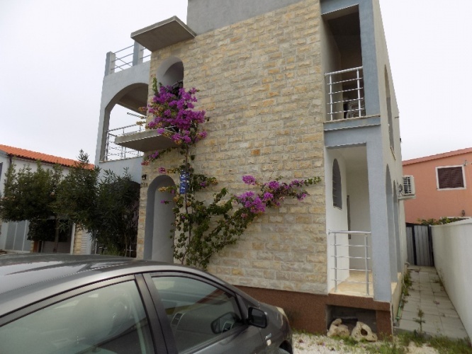Vir, Dalmácia 23234, 5 Bedrooms Bedrooms, ,4 BathroomsBathrooms,Ház,Eladó,1057Eladó horvátországi ingatlanok Eladó ingatlanok Horvátországban Vir sziget apartmanok apartmanok Viren Házak Viren Viren házak eladók Viri apartmanok Kiadó házak Viren Kiadó apartmanok Viren Dalmácia kiadó apartmanok Aparmanok Dalmácia- kiadó , eladó Pad sziget,kiadó házak Házak eladók Pag sziget Adria eladó házak Tenger-eladó apartmanok Apartmanok kiadók Horvát tenger Házak eladók Horvát tenger Házak kiadók Horvát tenger Apartmanok eladók Horvát tenger Apartmanok kiadók Horvát tenger Apartmanok eladók Adria tenger Apartmanok kiadók Adria tenger Pag közeli apartmanok Vir házak Vir apartmanok Apartmanok Vir Házak Vir Vir sziget nyaralás Nyaralás Vir szigeten Nyaralás Horvát tenger Nyaralás Horvátország Nyaralás Adriai tengeren Horvátország nyaralás Pag, Vir, Dalmácia, Zadar, ház, apartman, lakás,ELADÓ, KIADÓ, bérelhető, nyaralás,üdülés, tenger