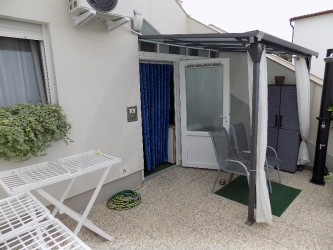 Vir, Dalmácia 23234, 4 Bedrooms Bedrooms, ,3 BathroomsBathrooms,Ház,Eladó,1058Eladó horvátországi ingatlanok Eladó ingatlanok Horvátországban Vir sziget apartmanok apartmanok Viren Házak Viren Viren házak eladók Viri apartmanok Kiadó házak Viren Kiadó apartmanok Viren Dalmácia kiadó apartmanok Aparmanok Dalmácia- kiadó , eladó Pad sziget,kiadó házak Házak eladók Pag sziget Adria eladó házak Tenger-eladó apartmanok Apartmanok kiadók Horvát tenger Házak eladók Horvát tenger Házak kiadók Horvát tenger Apartmanok eladók Horvát tenger Apartmanok kiadók Horvát tenger Apartmanok eladók Adria tenger Apartmanok kiadók Adria tenger Pag közeli apartmanok Vir házak Vir apartmanok Apartmanok Vir Házak Vir Vir sziget nyaralás Nyaralás Vir szigeten Nyaralás Horvát tenger Nyaralás Horvátország Nyaralás Adriai tengeren Horvátország nyaralás Pag, Vir, Dalmácia, Zadar, ház, apartman, lakás,ELADÓ, KIADÓ, bérelhető, nyaralás,üdülés, tenger