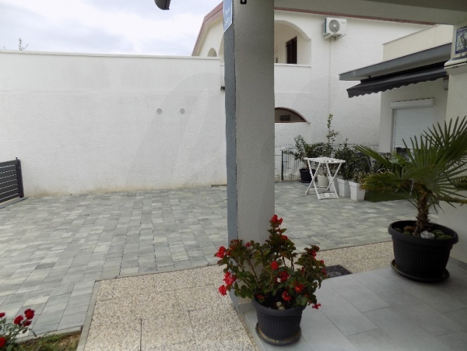 Vir, Dalmácia 23234, 4 Bedrooms Bedrooms, ,3 BathroomsBathrooms,Ház,Eladó,1058Eladó horvátországi ingatlanok Eladó ingatlanok Horvátországban Vir sziget apartmanok apartmanok Viren Házak Viren Viren házak eladók Viri apartmanok Kiadó házak Viren Kiadó apartmanok Viren Dalmácia kiadó apartmanok Aparmanok Dalmácia- kiadó , eladó Pad sziget,kiadó házak Házak eladók Pag sziget Adria eladó házak Tenger-eladó apartmanok Apartmanok kiadók Horvát tenger Házak eladók Horvát tenger Házak kiadók Horvát tenger Apartmanok eladók Horvát tenger Apartmanok kiadók Horvát tenger Apartmanok eladók Adria tenger Apartmanok kiadók Adria tenger Pag közeli apartmanok Vir házak Vir apartmanok Apartmanok Vir Házak Vir Vir sziget nyaralás Nyaralás Vir szigeten Nyaralás Horvát tenger Nyaralás Horvátország Nyaralás Adriai tengeren Horvátország nyaralás Pag, Vir, Dalmácia, Zadar, ház, apartman, lakás,ELADÓ, KIADÓ, bérelhető, nyaralás,üdülés, tenger