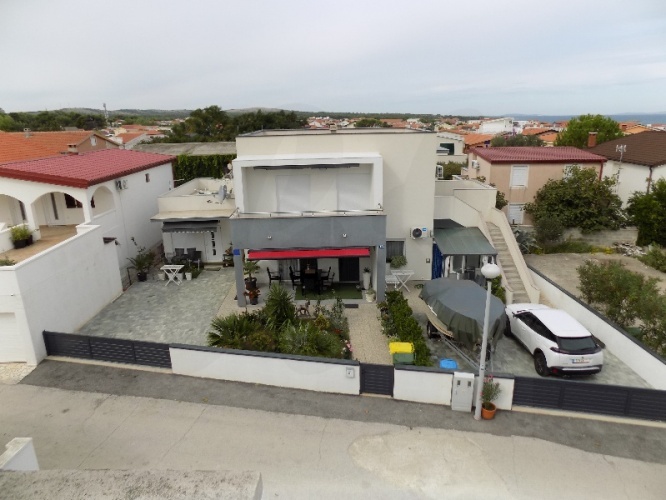 Vir, Dalmácia 23234, 4 Bedrooms Bedrooms, ,3 BathroomsBathrooms,Ház,Eladó,1058Eladó horvátországi ingatlanok Eladó ingatlanok Horvátországban Vir sziget apartmanok apartmanok Viren Házak Viren Viren házak eladók Viri apartmanok Kiadó házak Viren Kiadó apartmanok Viren Dalmácia kiadó apartmanok Aparmanok Dalmácia- kiadó , eladó Pad sziget,kiadó házak Házak eladók Pag sziget Adria eladó házak Tenger-eladó apartmanok Apartmanok kiadók Horvát tenger Házak eladók Horvát tenger Házak kiadók Horvát tenger Apartmanok eladók Horvát tenger Apartmanok kiadók Horvát tenger Apartmanok eladók Adria tenger Apartmanok kiadók Adria tenger Pag közeli apartmanok Vir házak Vir apartmanok Apartmanok Vir Házak Vir Vir sziget nyaralás Nyaralás Vir szigeten Nyaralás Horvát tenger Nyaralás Horvátország Nyaralás Adriai tengeren Horvátország nyaralás Pag, Vir, Dalmácia, Zadar, ház, apartman, lakás,ELADÓ, KIADÓ, bérelhető, nyaralás,üdülés, tenger