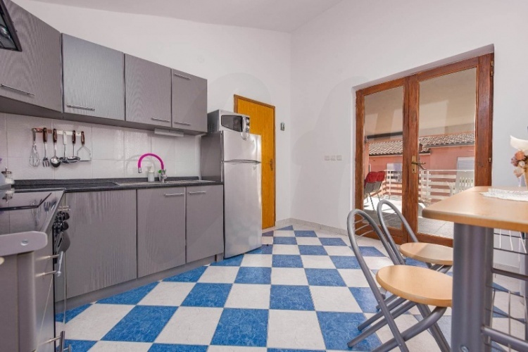 Srid kucice VI., Vir, Dalmácia 23234, 2 Bedrooms Bedrooms, ,1 BathroomBathrooms,Lakás,Kiadó,Srid kucice VI.,1041Eladó horvátországi ingatlanok Eladó ingatlanok Horvátországban Vir sziget apartmanok apartmanok Viren Házak Viren Viren házak eladók Viri apartmanok Kiadó házak Viren Kiadó apartmanok Viren Dalmácia kiadó apartmanok Aparmanok Dalmácia- kiadó , eladó Pad sziget,kiadó házak Házak eladók Pag sziget Adria eladó házak Tenger-eladó apartmanok Apartmanok kiadók Horvát tenger Házak eladók Horvát tenger Házak kiadók Horvát tenger Apartmanok eladók Horvát tenger Apartmanok kiadók Horvát tenger Apartmanok eladók Adria tenger Apartmanok kiadók Adria tenger Pag közeli apartmanok Vir házak Vir apartmanok Apartmanok Vir Házak Vir Vir sziget nyaralás Nyaralás Vir szigeten Nyaralás Horvát tenger Nyaralás Horvátország Nyaralás Adriai tengeren Horvátország nyaralás Pag, Vir, Dalmácia, Zadar, ház, apartman, lakás,ELADÓ, KIADÓ, bérelhető, nyaralás,üdülés, tenger