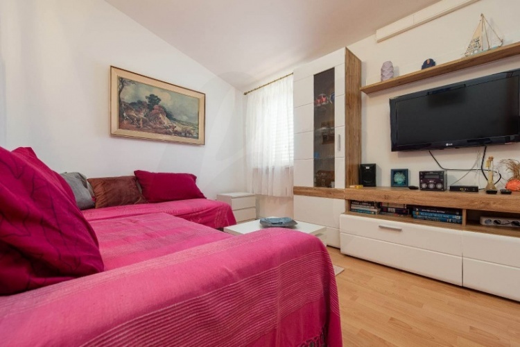 Srid kucice VI., Vir, Dalmácia 23234, 2 Bedrooms Bedrooms, ,1 BathroomBathrooms,Lakás,Kiadó,Srid kucice VI.,1041Eladó horvátországi ingatlanok Eladó ingatlanok Horvátországban Vir sziget apartmanok apartmanok Viren Házak Viren Viren házak eladók Viri apartmanok Kiadó házak Viren Kiadó apartmanok Viren Dalmácia kiadó apartmanok Aparmanok Dalmácia- kiadó , eladó Pad sziget,kiadó házak Házak eladók Pag sziget Adria eladó házak Tenger-eladó apartmanok Apartmanok kiadók Horvát tenger Házak eladók Horvát tenger Házak kiadók Horvát tenger Apartmanok eladók Horvát tenger Apartmanok kiadók Horvát tenger Apartmanok eladók Adria tenger Apartmanok kiadók Adria tenger Pag közeli apartmanok Vir házak Vir apartmanok Apartmanok Vir Házak Vir Vir sziget nyaralás Nyaralás Vir szigeten Nyaralás Horvát tenger Nyaralás Horvátország Nyaralás Adriai tengeren Horvátország nyaralás Pag, Vir, Dalmácia, Zadar, ház, apartman, lakás,ELADÓ, KIADÓ, bérelhető, nyaralás,üdülés, tenger